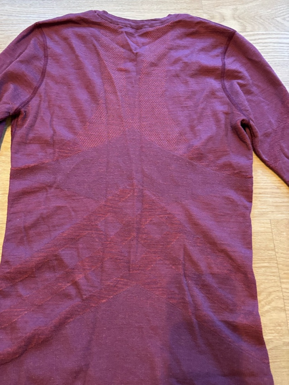 Smartwool Women’s Intraknit Merino Crew Base Layer Top Berry Size Large Read* - Picture 11 of 13